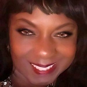 Meet your Posher, Frances